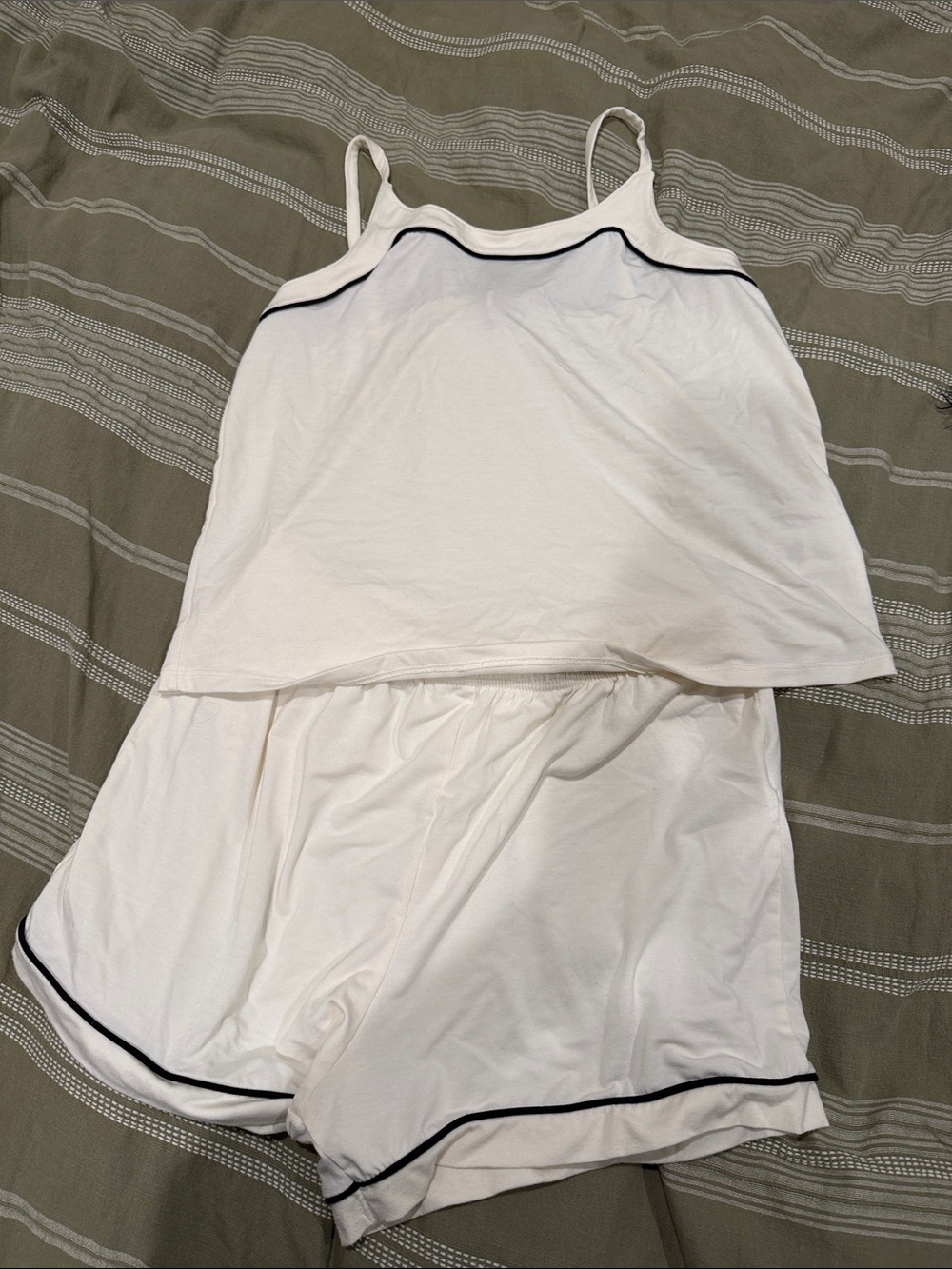 White Women's Two-Piece Sleep Set with Contrast Trim